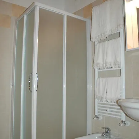 Bed and Breakfast Rose Rosse Cadi David Zimmer foto