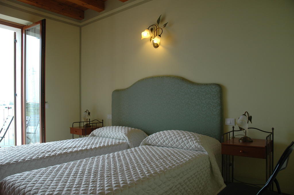 Bed & Breakfast Rose Rosse *